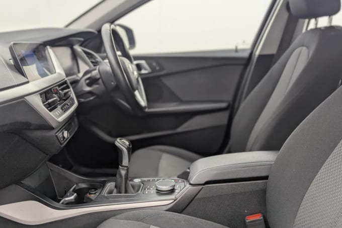 2025 BMW 1 Series