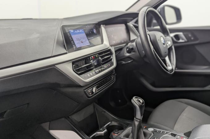 2025 BMW 1 Series