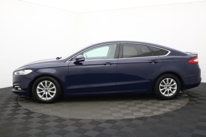 2025 Ford Mondeo