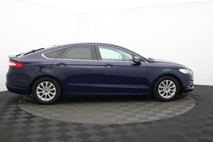 2025 Ford Mondeo