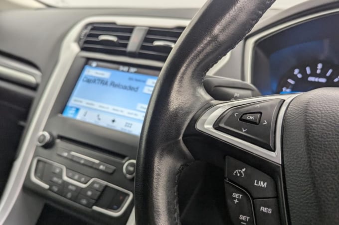 2025 Ford Mondeo