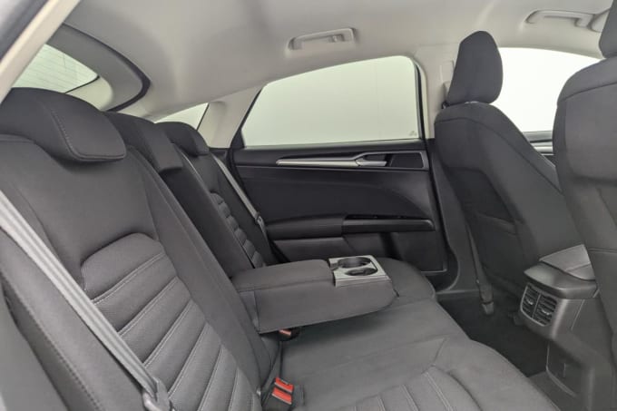 2025 Ford Mondeo