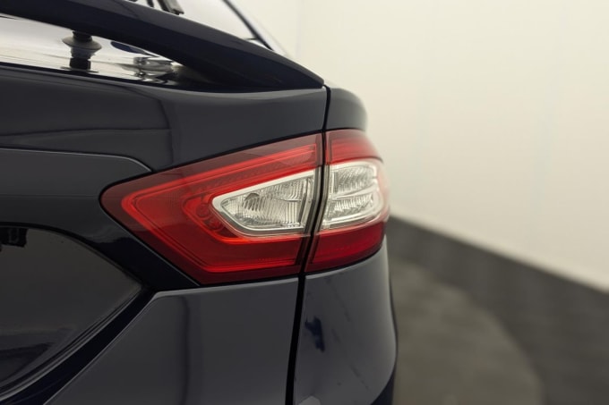 2025 Ford Mondeo