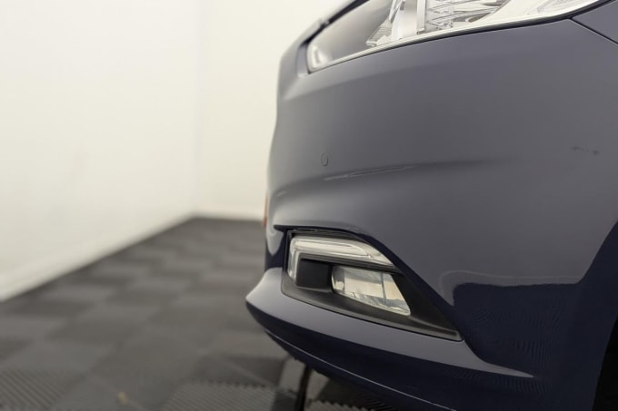 2025 Ford Mondeo