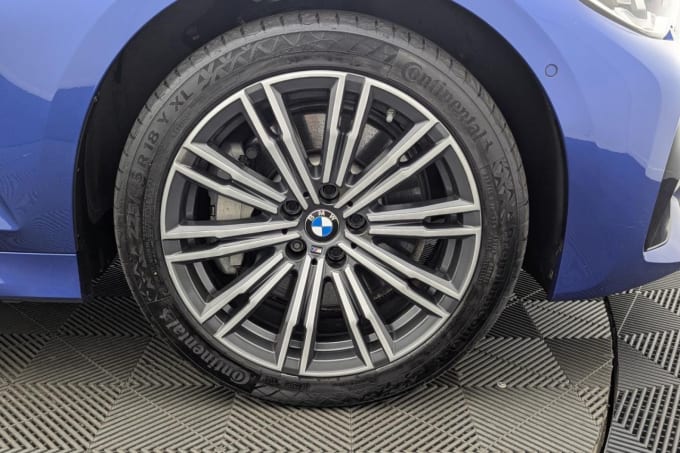 2025 BMW 3 Series