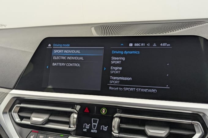 2025 BMW 3 Series