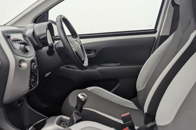 2025 Toyota Aygo