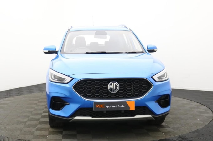 2025 Mg Mg Zs