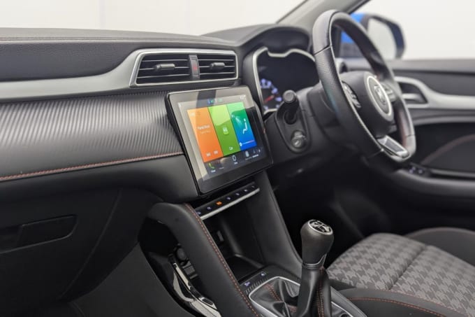 2025 Mg Mg Zs