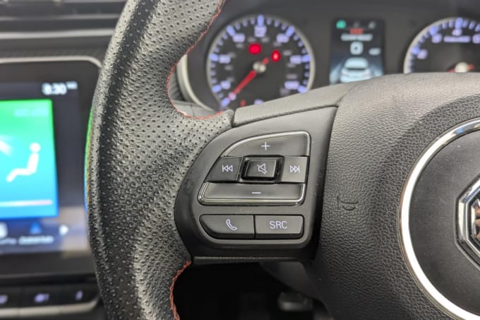 2025 Mg Mg Zs