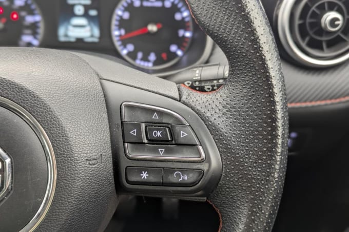 2025 Mg Mg Zs