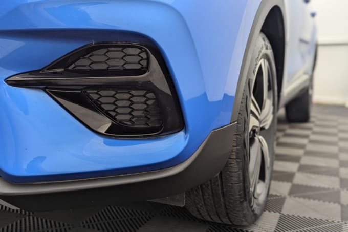 2025 Mg Mg Zs