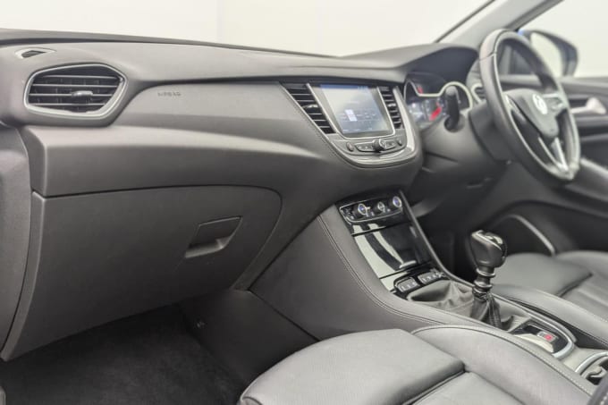 2025 Vauxhall Grandland X