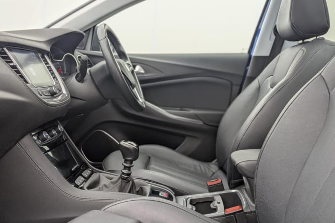 2025 Vauxhall Grandland X