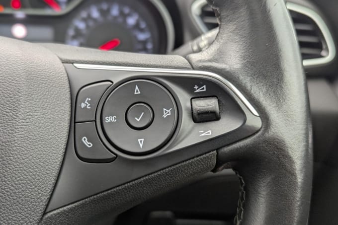 2025 Vauxhall Grandland X