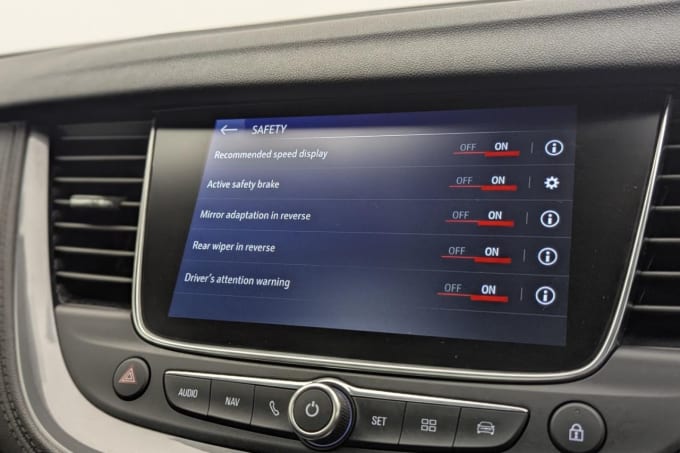 2025 Vauxhall Grandland X