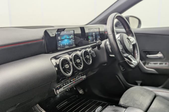 2025 Mercedes-benz A-class