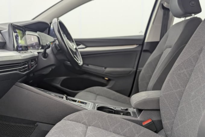 2025 Volkswagen Golf