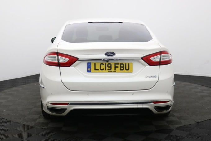 2025 Ford Mondeo