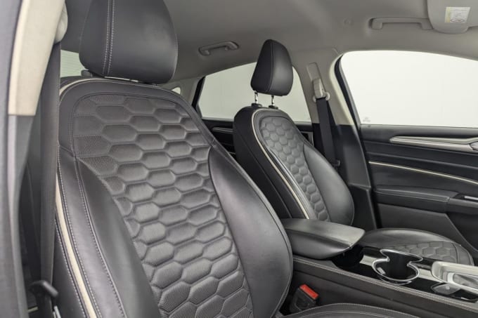 2025 Ford Mondeo