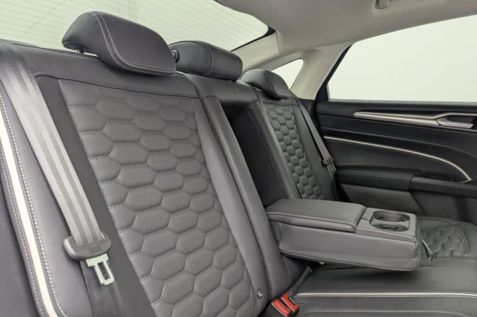 2025 Ford Mondeo