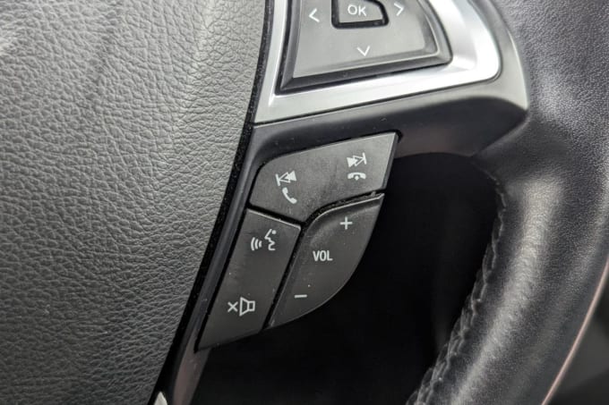 2025 Ford Mondeo