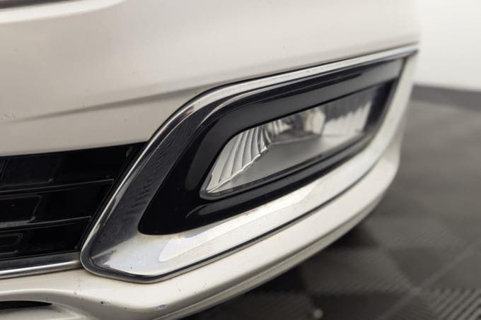 2025 Ford Mondeo