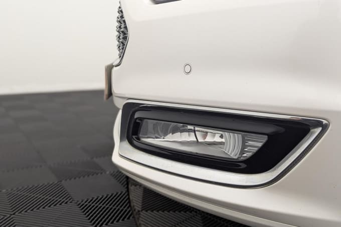 2025 Ford Mondeo