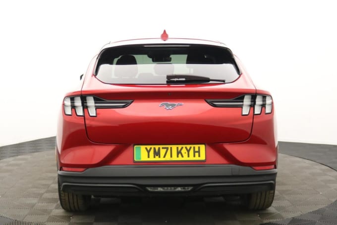 2025 Ford Mustang Mach-e