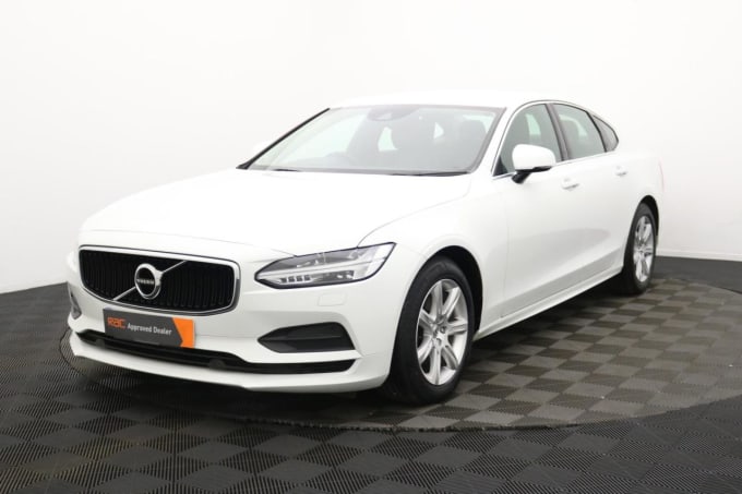 2025 Volvo S90