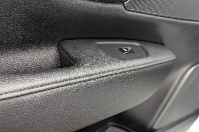 2025 Volvo S90
