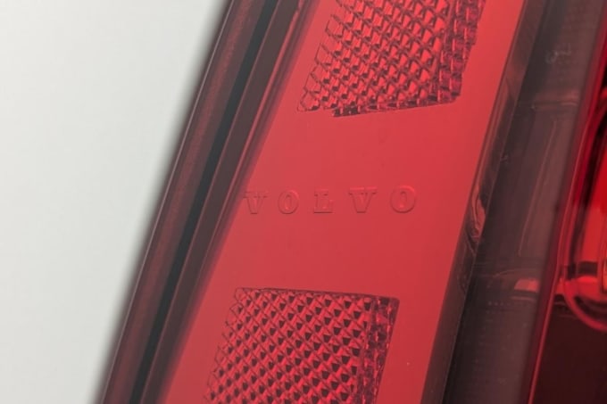2025 Volvo S90