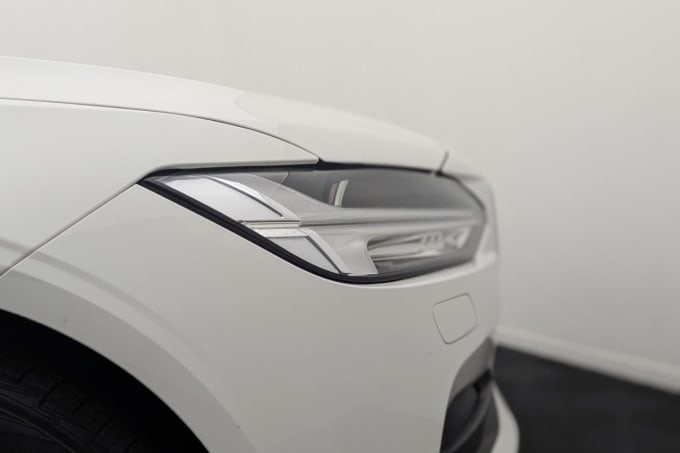 2025 Volvo S90