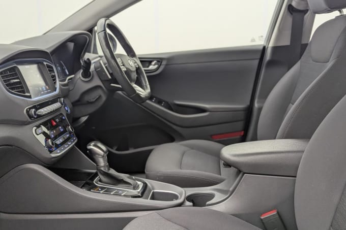 2025 Hyundai Ioniq