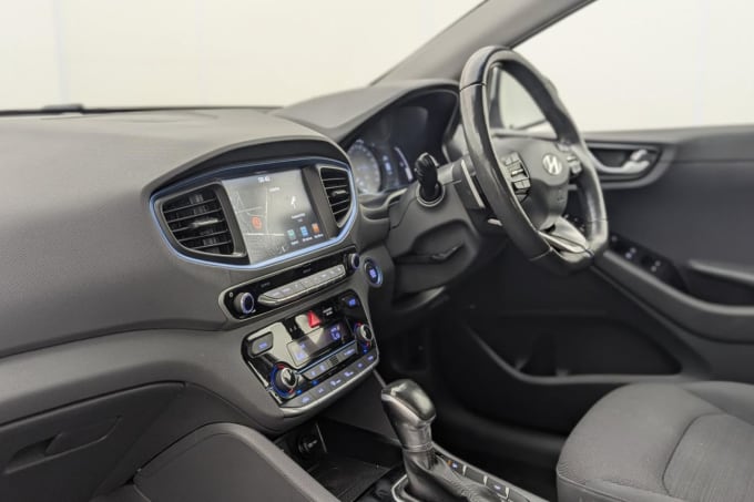 2025 Hyundai Ioniq
