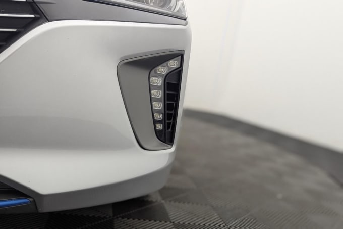 2025 Hyundai Ioniq