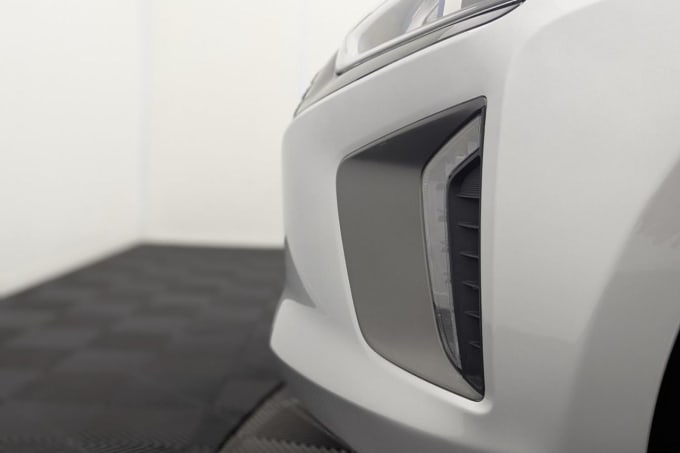 2025 Hyundai Ioniq