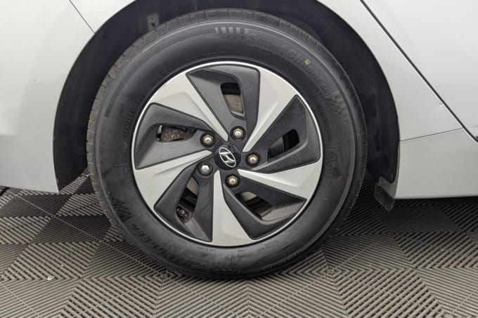 2025 Hyundai Ioniq