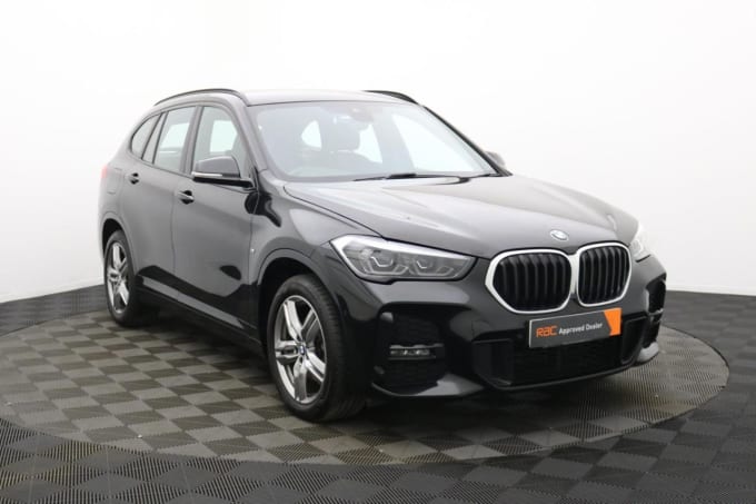 2025 BMW X1