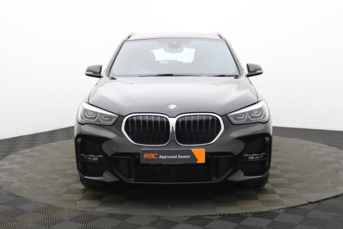 2025 BMW X1