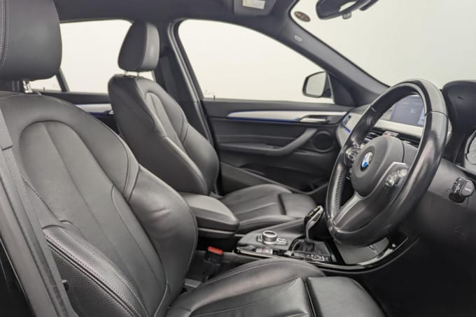 2025 BMW X1