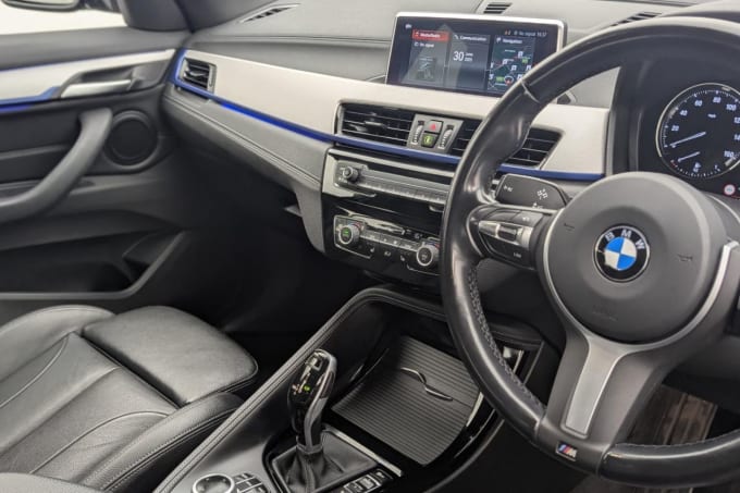2025 BMW X1