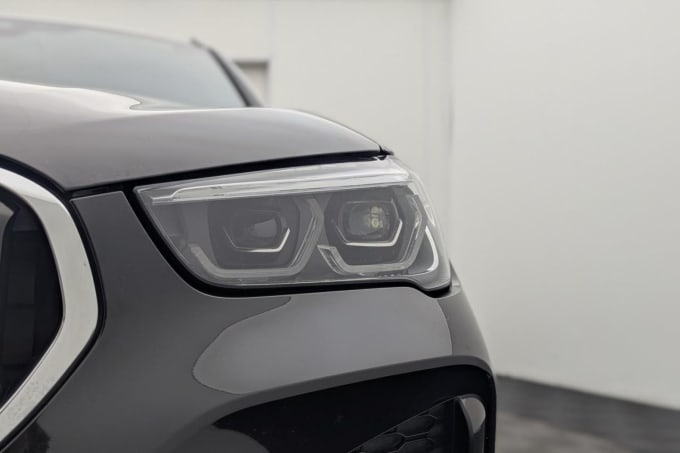 2025 BMW X1