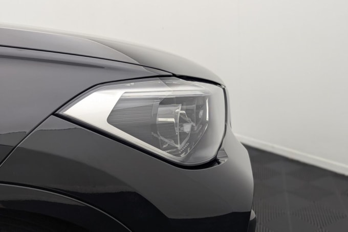 2025 BMW X1