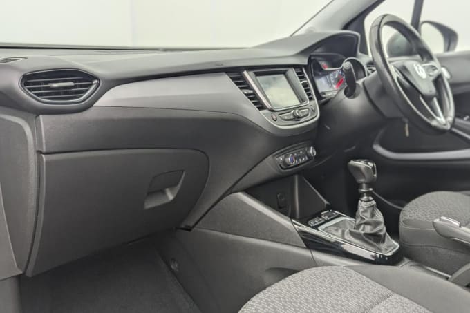 2025 Vauxhall Crossland