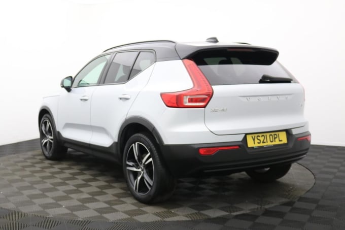 2025 Volvo Xc40
