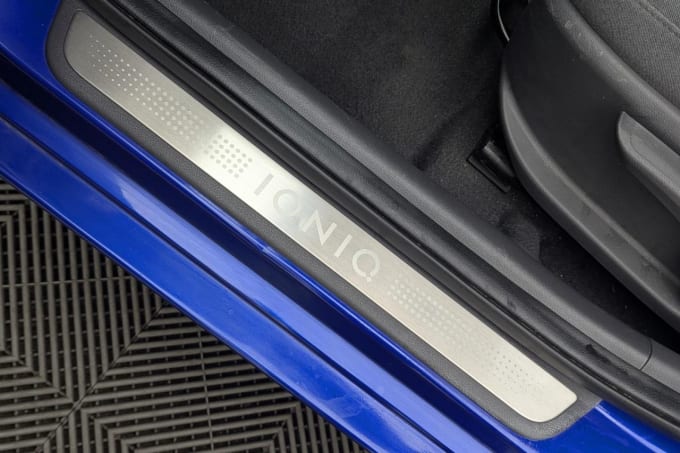 2025 Hyundai Ioniq