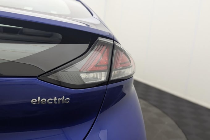 2025 Hyundai Ioniq