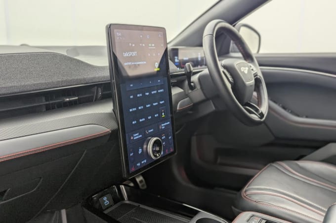2025 Ford Mustang Mach-e