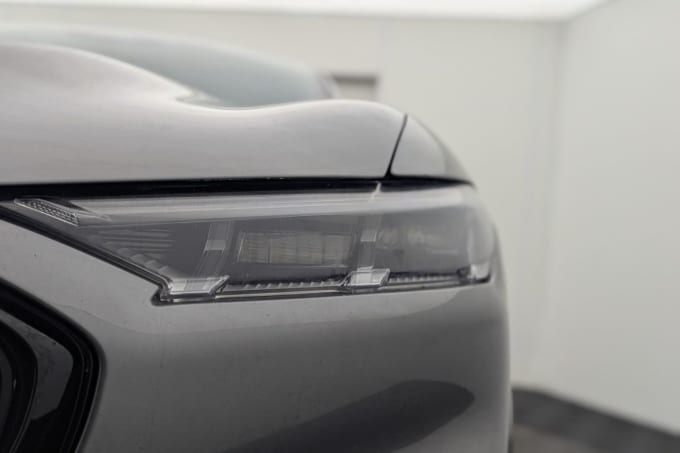2025 Ford Mustang Mach-e